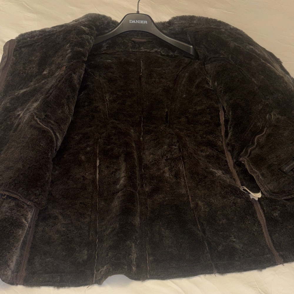 Danier dark army green Teddy Jacket with faux fur lining - Picture 3 of 11